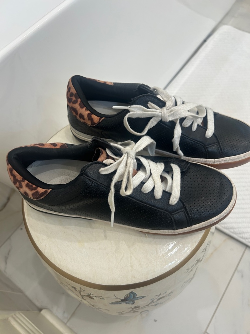 Universal Thread Black Sneakers with Leopard Heel Detail